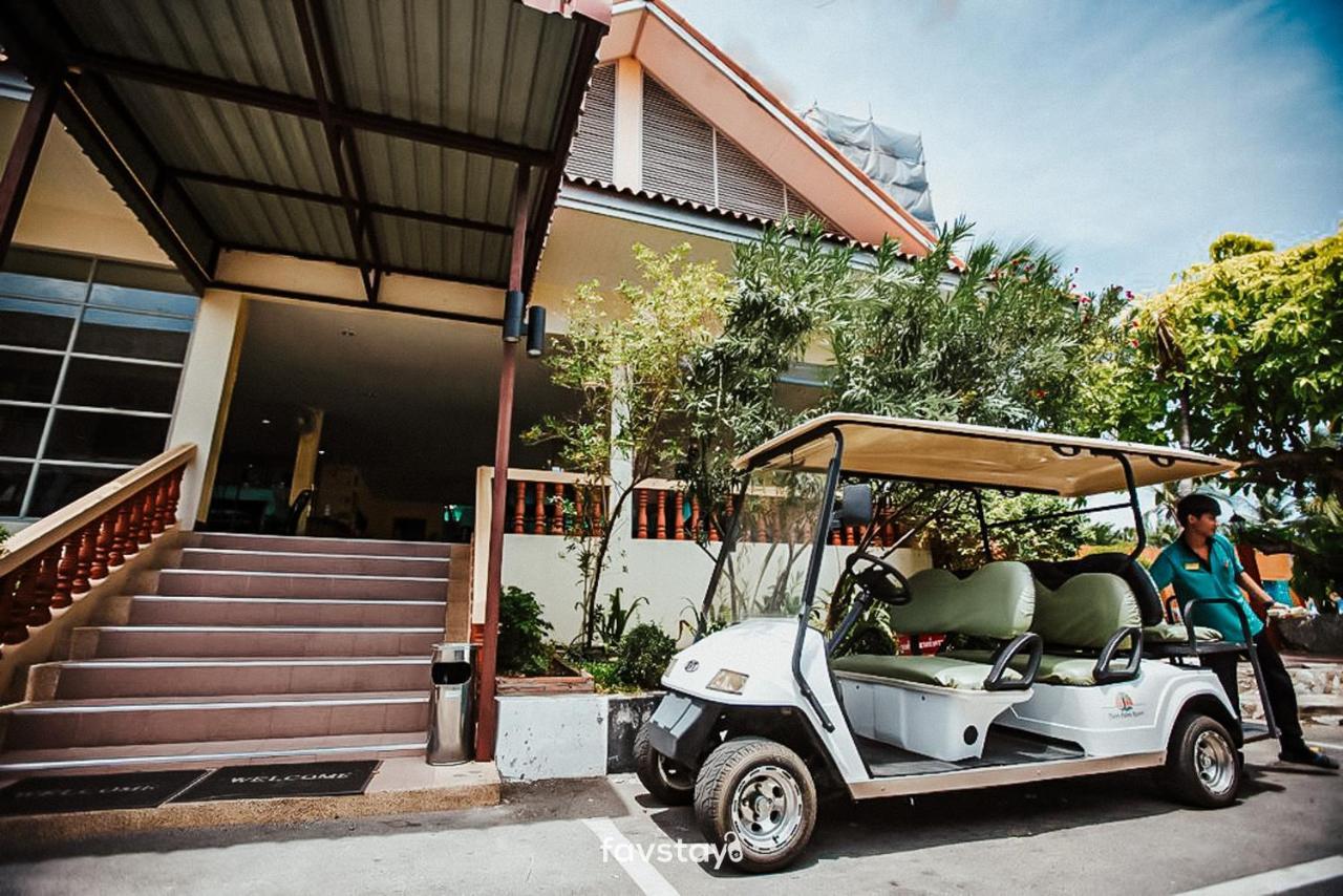Twin Palms Suites And Residence Pattaya Zewnętrze zdjęcie