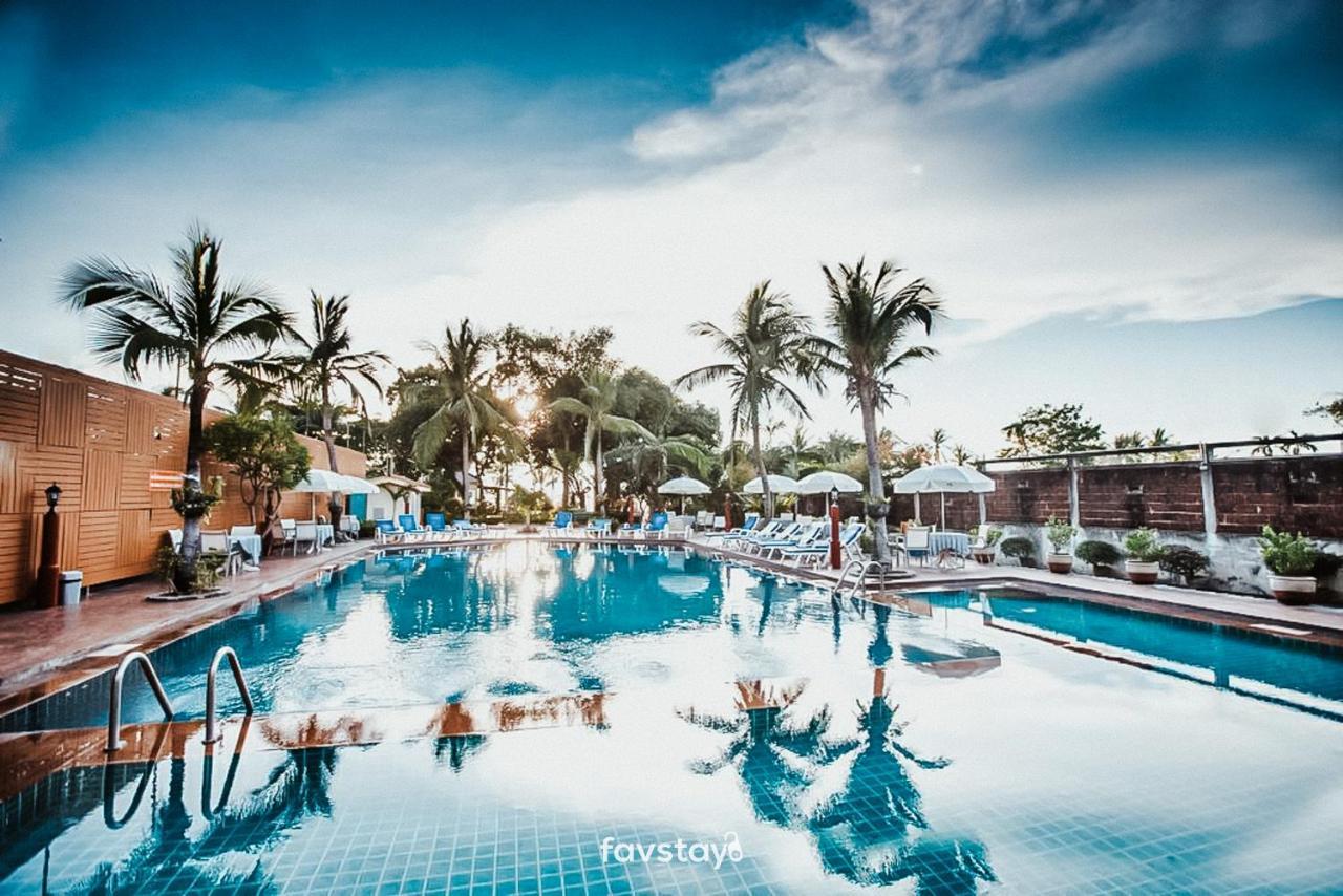 Twin Palms Suites And Residence Pattaya Zewnętrze zdjęcie